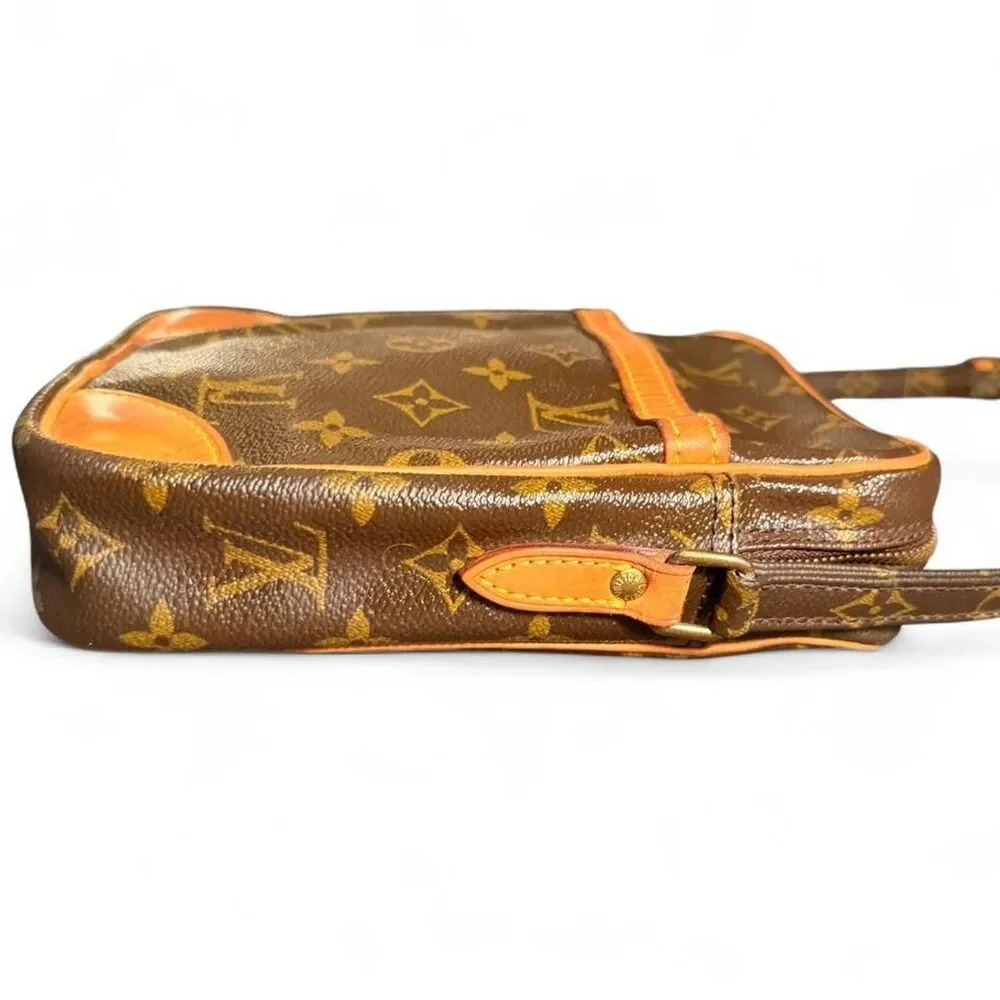 Louis Vuitton Danube PM Monogram Crossbody Bag Vintage 2001 France LV - Picture 3 of 9